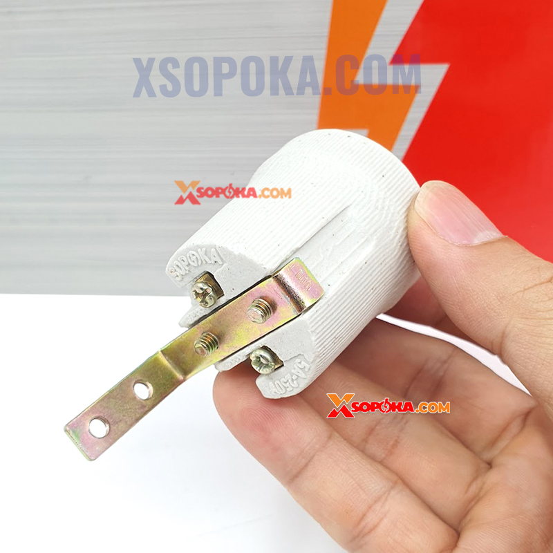 Đui Đèn Sứ Chịu Nhiệt Ren Xoáy E27 SU4 SOPOKA
