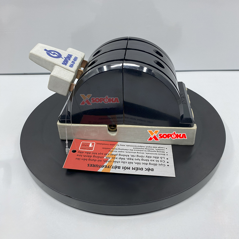 Cầu Dao Đảo Đế Sứ 3 Pha 60A 3P 2N 600V Màu Đen D28(A) SOPOKA