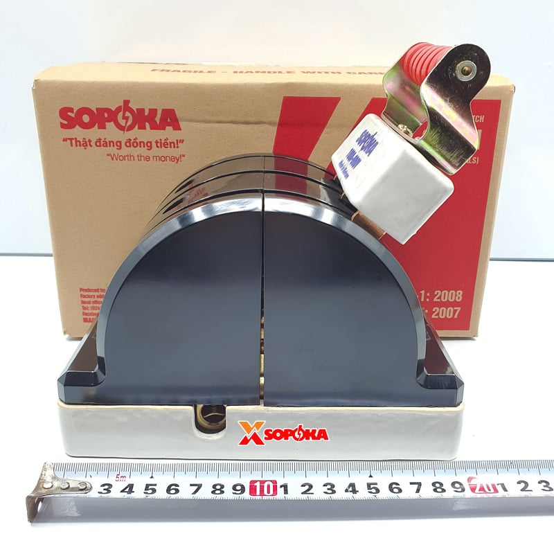 Cầu Dao Đảo Đế Sứ 3 Pha 100A 3P 2N 600V Màu Đen D37 SOPOKA