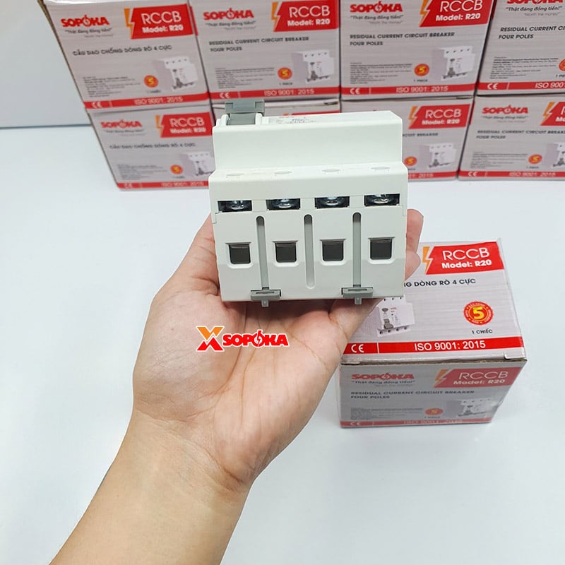Aptomat Chống Giật 3 Pha 4 Cực RCCB 4P Chống Giật 63A 4P 30mA SOPOKA