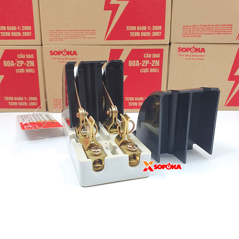 Cầu Dao Đảo Đế Sứ 1 Pha 60A 2P 600V 2N Cực Đúc Màu Đen D22(A) SOPOKA