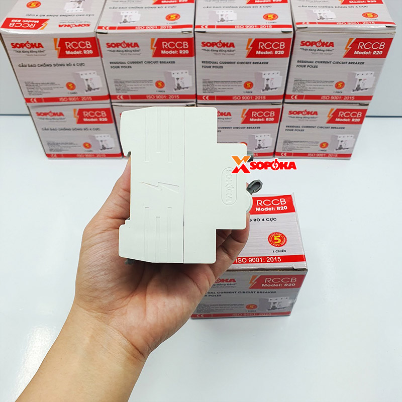 Aptomat Chống Giật 3 Pha 4 Cực RCCB 4P Chống Giật 63A 4P 30mA SOPOKA