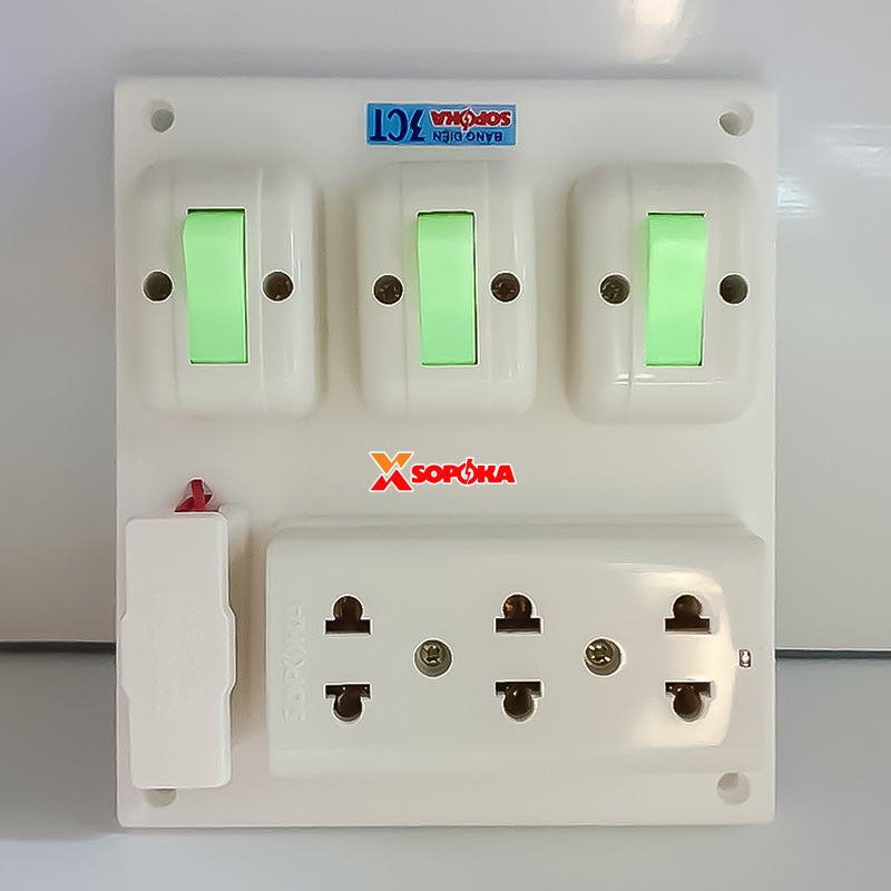 Bảng Điện Táp Lô 3 Công Tắc 3 Ổ Cắm Có Cầu Chì 3CT SOPOKA