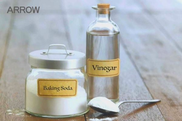 Cách Làm Sạch Nền Nhà Tắm Bị Ố Vàng & Bí Quyết Cọ Rửa Nhanh Chóng