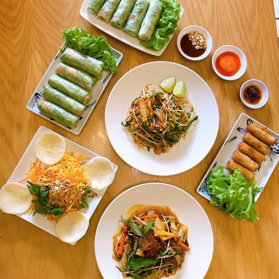 LỄ PHẬT ĐẢN – VỀ BÊN SALA, ẤM ÁP TRỌN TÌNH THÂN