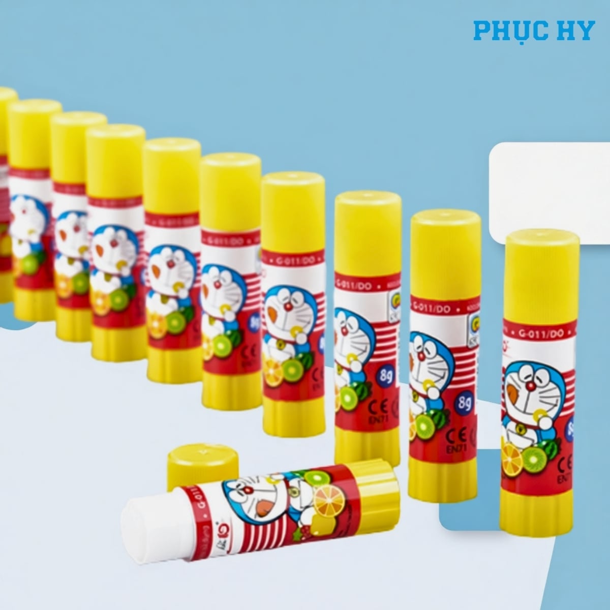 Keo khô Điểm 10 Doraemon TP-G011/DO 8g nhiều thỏi và lõi keo trắng