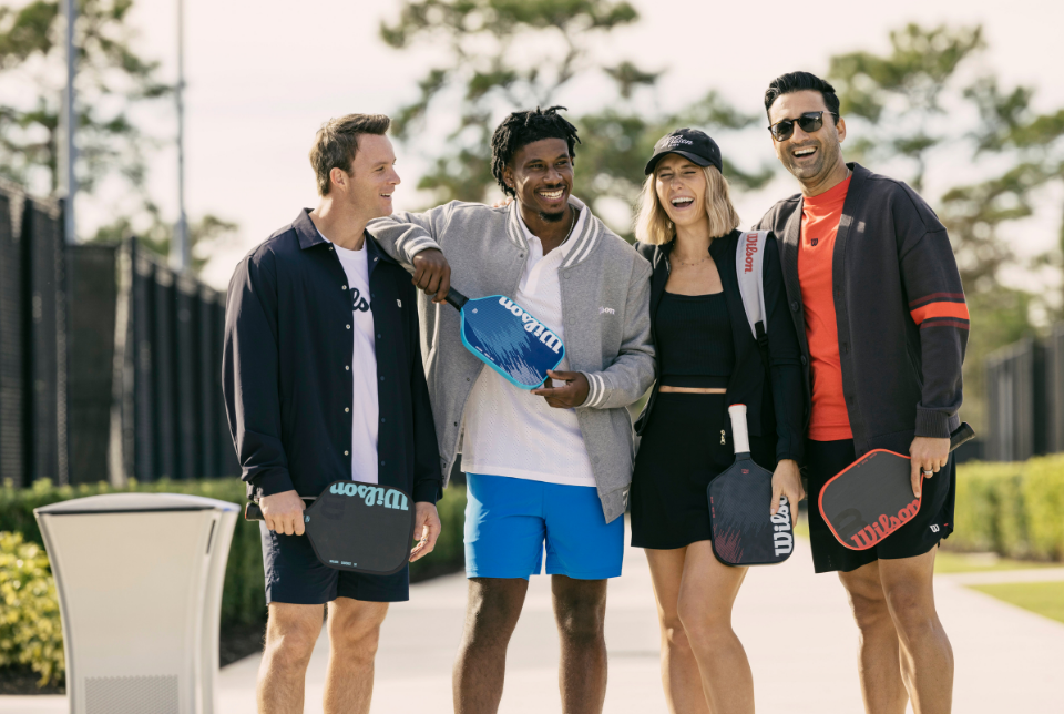 Pickleball Đang Phát Triển Mạnh Tại Việt Nam: Nên Chọn Paddle Wilson Nào? Hướng Dẫn Chi Tiết Cho Người Mới Và Người Chơi Nâng Cao