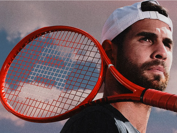 wilson-defyer-dong-vot-duoc-tao-ra-de-thong-tri-tennis-hien-dai