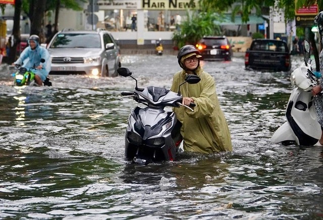 TP.HCM 'đang chìm' nhanh thứ 2 thế giới