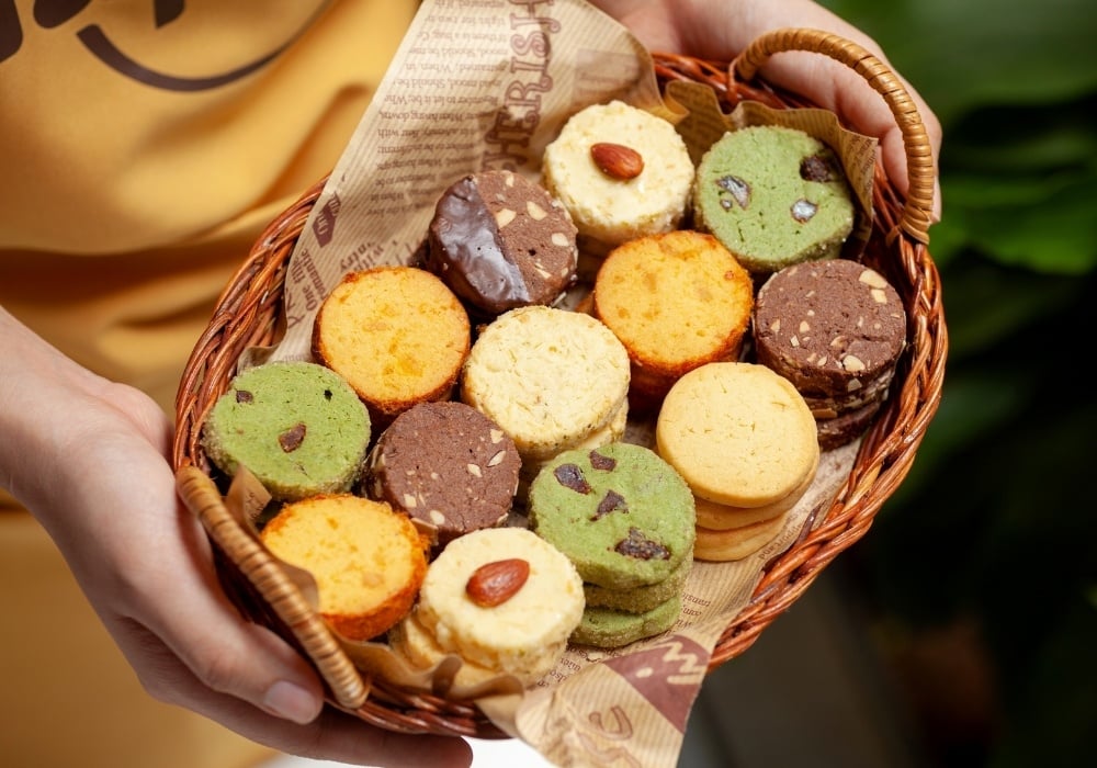 Bánh Kẹo Không Chỉ Dành Cho Trẻ Em