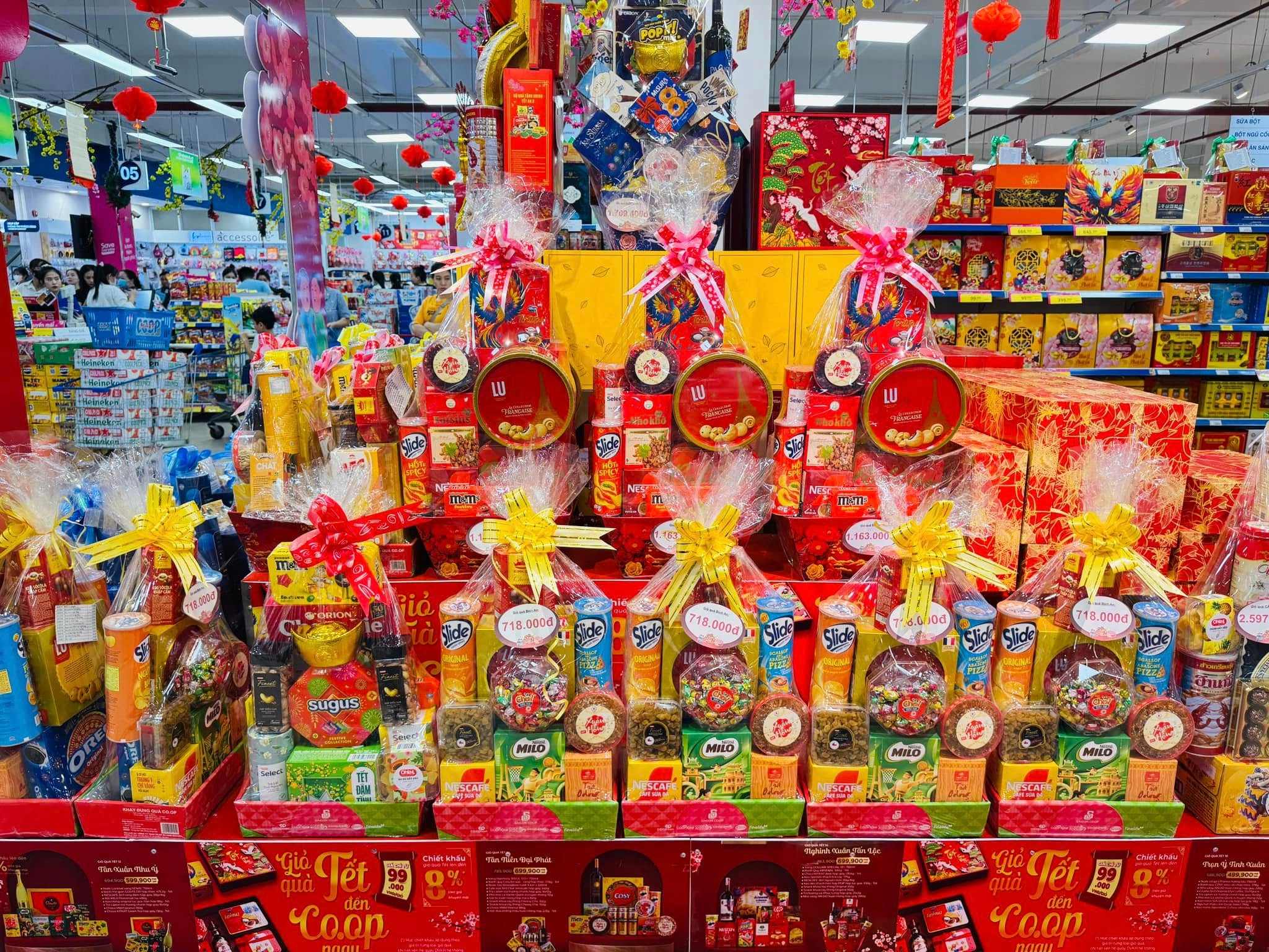 Những yếu tố ảnh hưởng đến quyết định mua quà Tết của người tiêu dùng