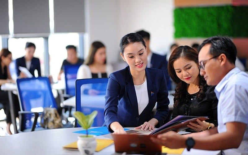 TUYỂN DỤNG: CHUYÊN VIÊN KINH DOANH (NỮ)