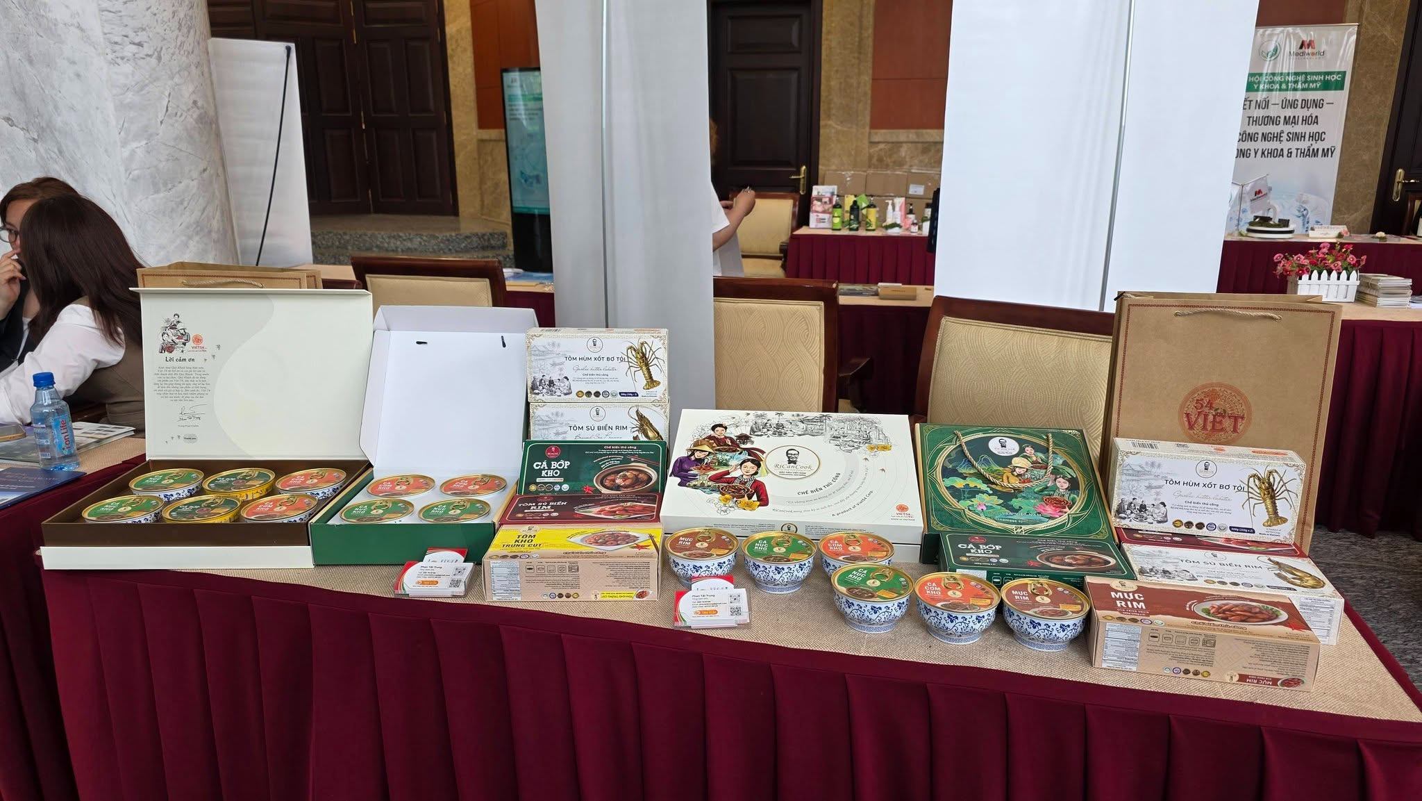VIET54 – RICANCOOK VINH DỰ THAM GIA ĐẠI HỘI KHOA HỌC & KỸ THUẬT TP.HCM