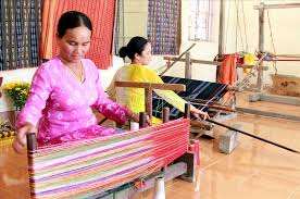 VIET54 kết hợp Làng dệt Mỹ Nghiệp – Lan tỏa tinh hoa văn hóa Chăm qua từng sợi thổ cẩm