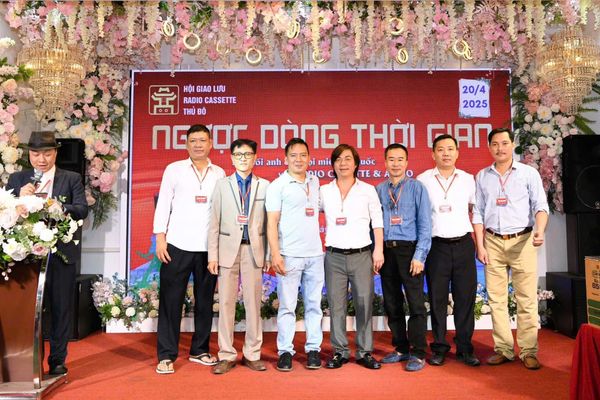 HỘI GIAO LƯU RADIO CASSETTE THỦ ĐÔ
