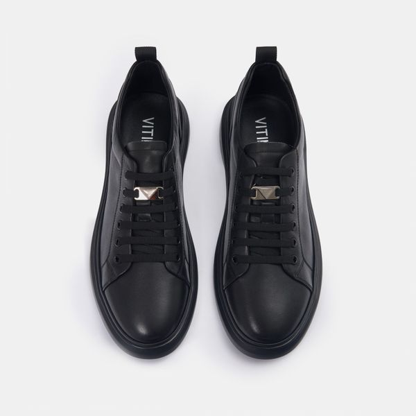 Giày thể thao nam màu đen