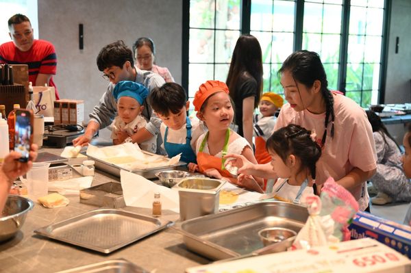 Workshop Làm Bánh Cho Bé Ngày Quốc Tế Thiếu Nhi Tại Tastemaker Hub
