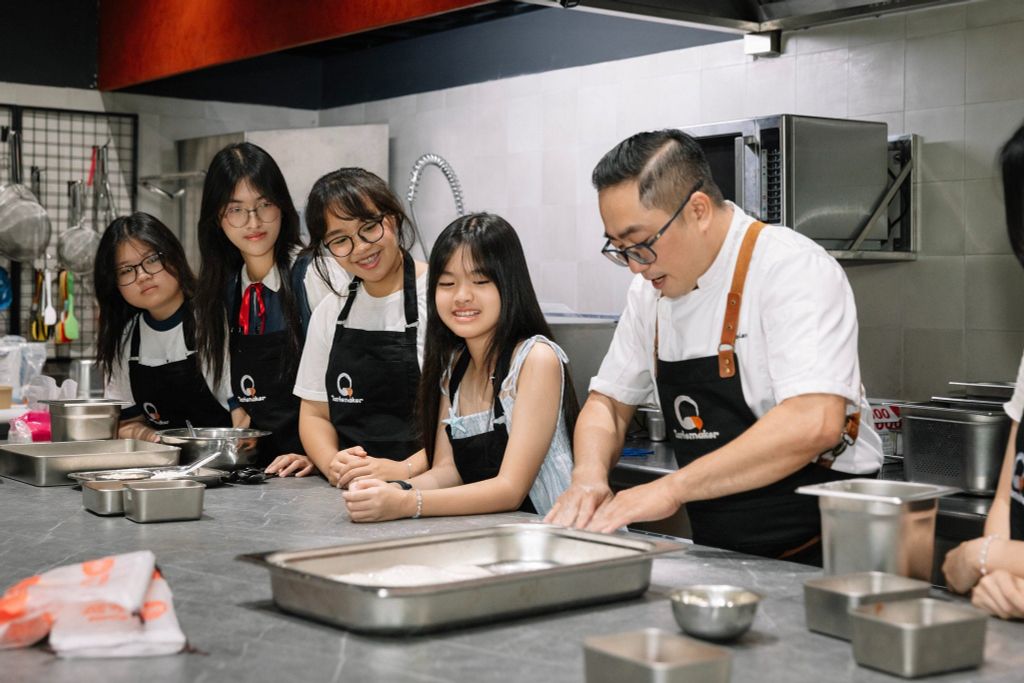 Cooking Class Cho Trẻ Em Mùa Hè 2026 – Lớp Học Nấu Ăn Mùa Hè Cho Bé Kết Hợp Trải Nghiệm Thực Tế