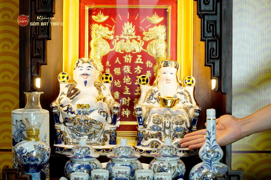 Bộ Đồ Thờ Thần Tài Thổ Địa (Cao Cấp 12 Món) Men Lam Vẽ Vàng