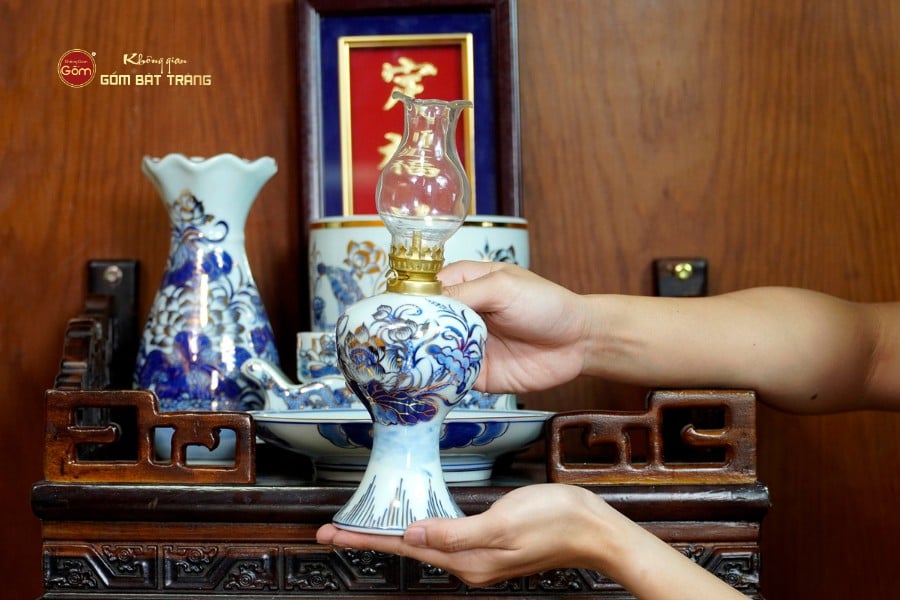 Bộ Đồ Thờ Ông Táo (Cơ Bản 6 Món) Men Lam Vẽ Vàng