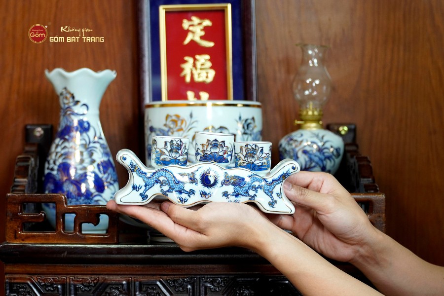 Bộ Đồ Thờ Ông Táo (Cơ Bản 6 Món) Men Lam Vẽ Vàng