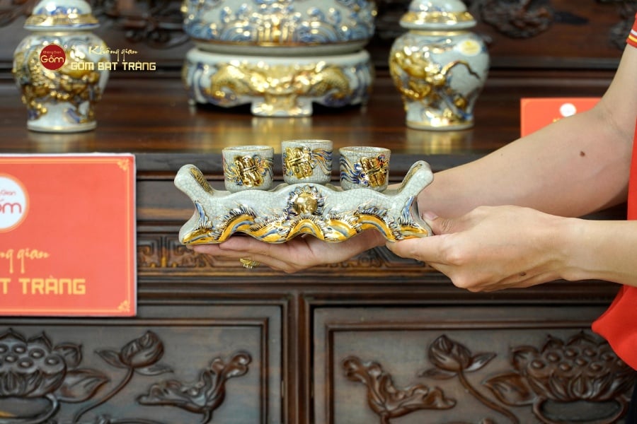 Bộ Đồ Thờ Phật (Cơ Bản 11 Món) Men Rạn Vẽ Vàng