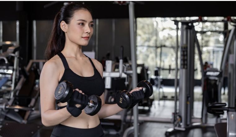 PHỤC HỒI CƠ BẮP TỨC THÌ VỚI YẾN SÀO SAU BUỔI TẬP: BÍ QUYẾT CỦA CÁC VẬN ĐỘNG VIÊN 🏋️‍♂️💪