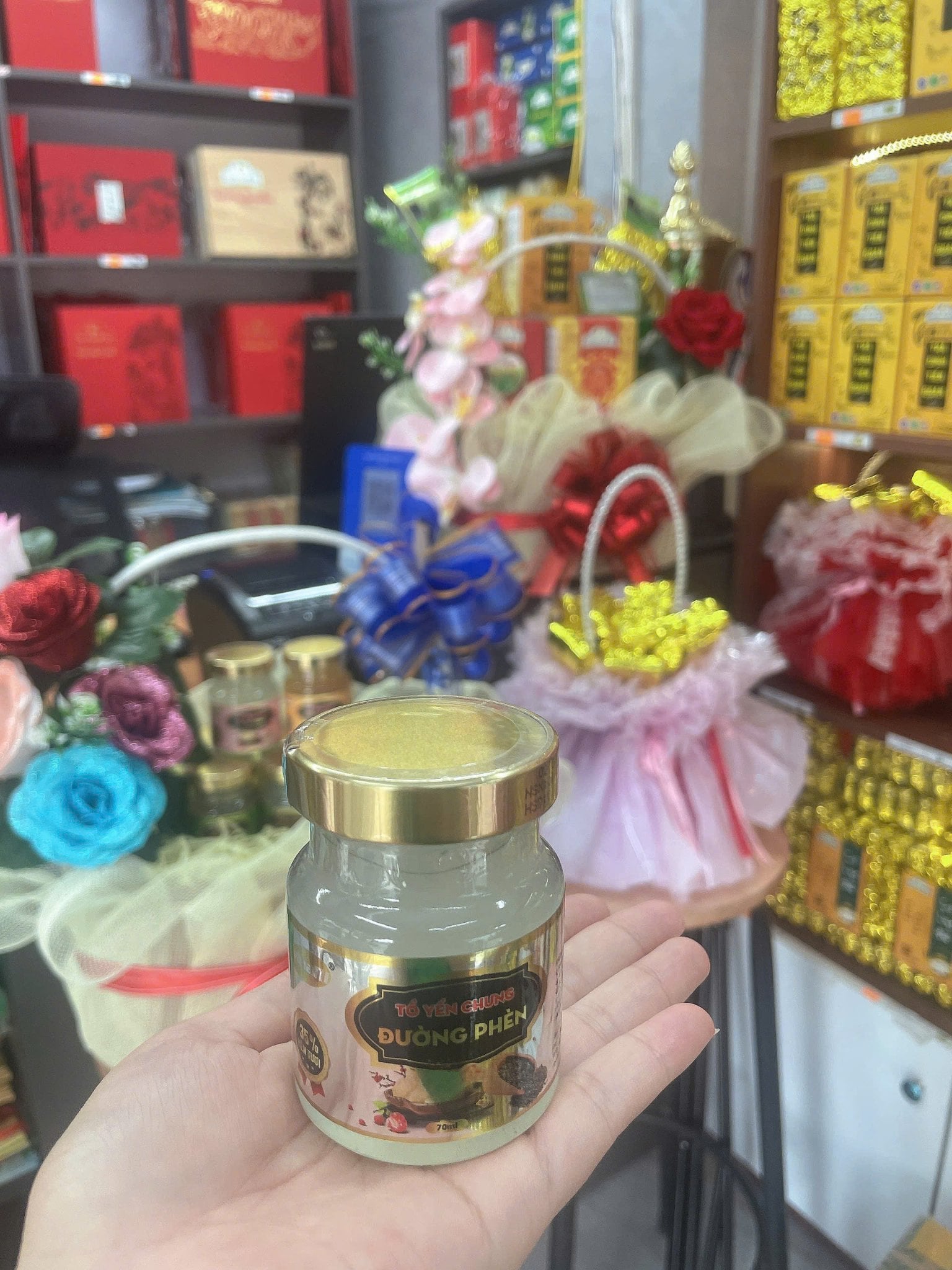 🍚 Yến Sào Chưng Đường Phèn: Công Thức Truyền Thống - Có Phải Là Lựa Chọn Lành Tính Nhất? Góc nhìn từ Vinarich