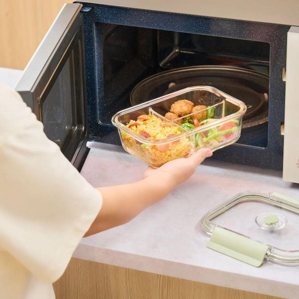 Hộp thủy tinh có cho vào lò vi sóng được không? Hướng dẫn sử dụng