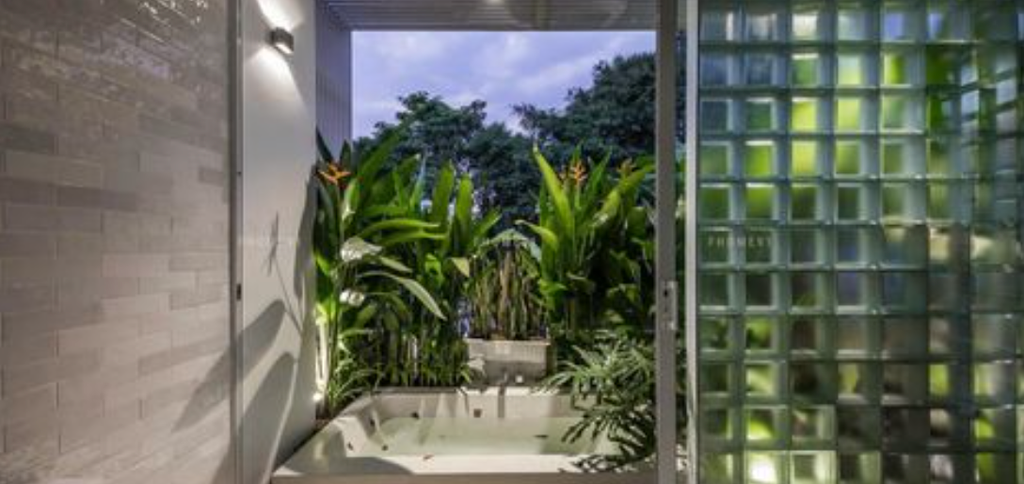 Bán nhà mặt tiền Q. Phú Nhuận – gần Phan Đăng Lưu, sân vườn resort