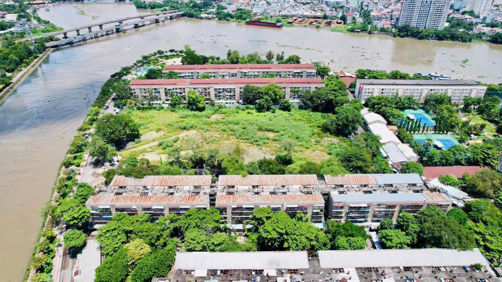 Vị trí độc tôn 3 mặt giáp sông Sài Gòn của dự án căn hộ Masterise Thanh Đa Peninsula nhìn từ trên cao