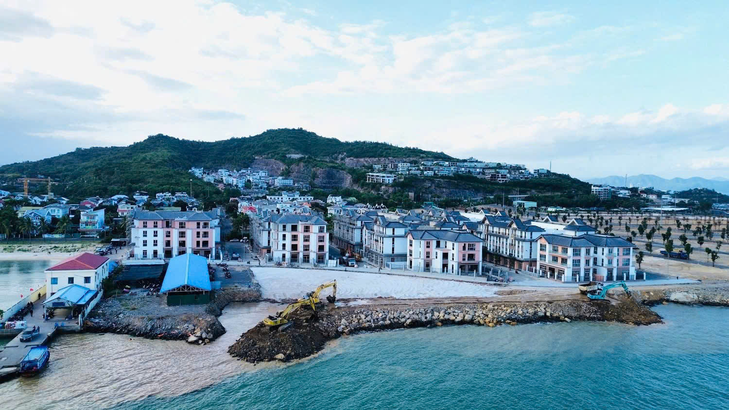 Vinhomes Pearl Bay vị trí tựa sơn hướng thuỷ đắt giá