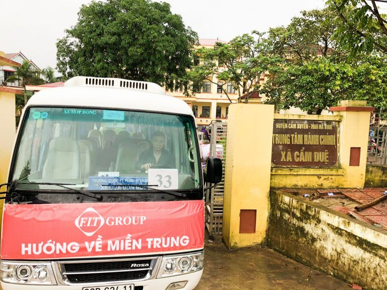 F.I.T Group trao yêu thương đến bà con vùng lũ tỉnh Hà Tĩnh