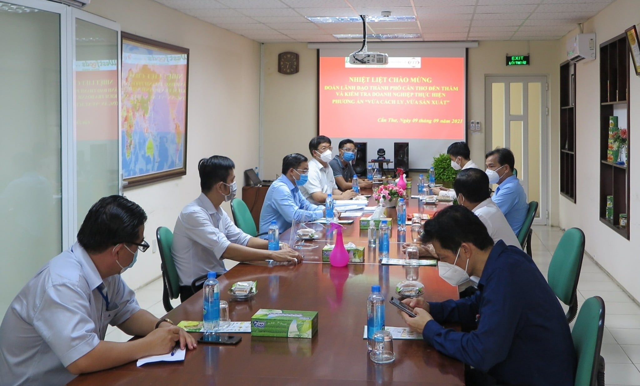 Bí thư Thành ủy Tp. Cần Thơ kiểm tra công tác sản xuất trong dịch Covid – 19 tại Westfood