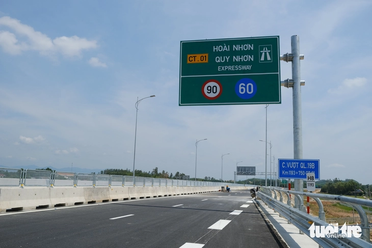 Nhà Xe Chạy Tuyến HÀ NỘI - GIA LAI _ Bài 1