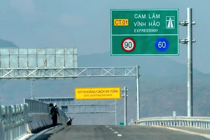 Nhà Xe Chạy Tuyến HÀ NỘI - LÂM ĐỒNG _ Bài 1