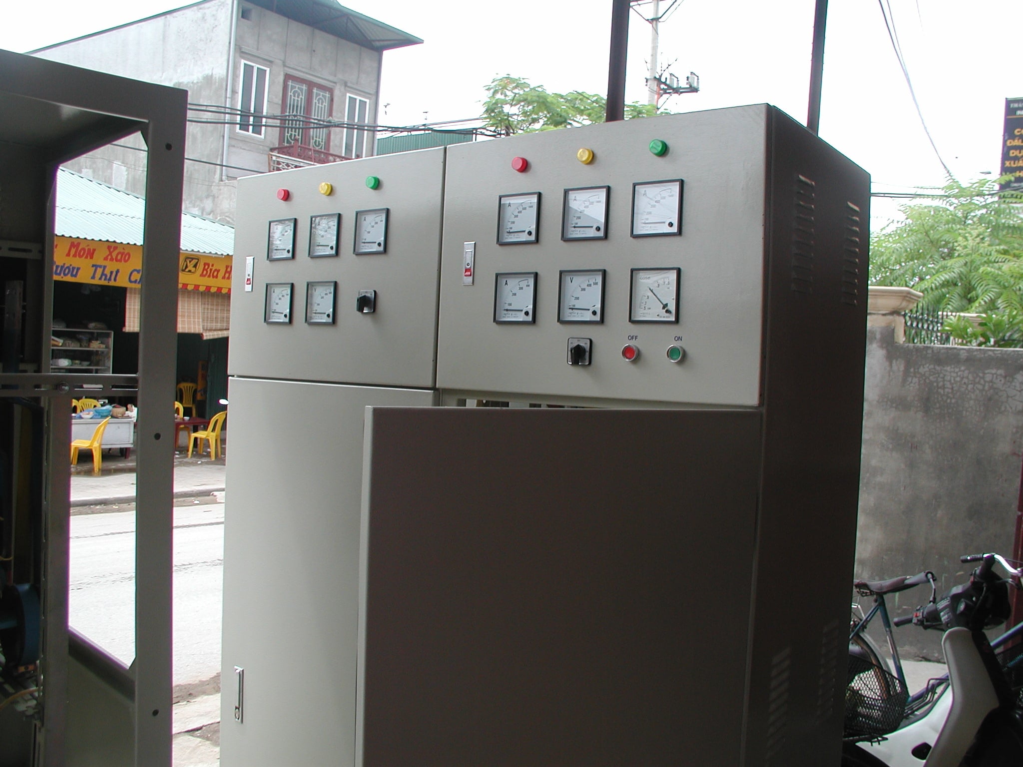 Thiết bị và phụ kiện điện công nghiệp trong hoạt động của Tam Anh