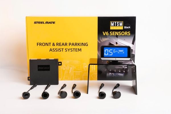 Cảm biến va chạm có mấy loại? Nên chọn cảm biến va chạm V6 hay V8 cho ô tô?