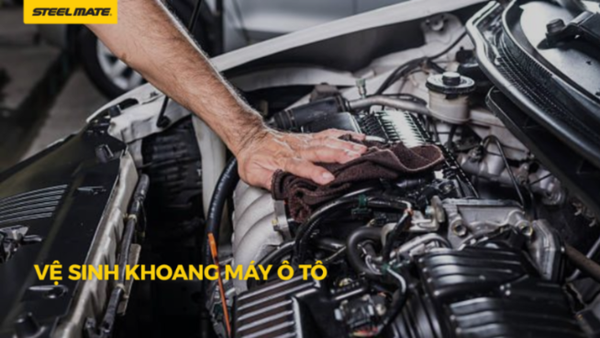 Hướng dẫn vệ sinh khoang máy ô tô tại nhà từ A-Z