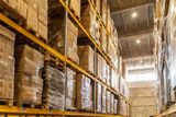 Lưu kho là gì? Lợi ích & quy trình lưu kho hàng hóa chi tiết