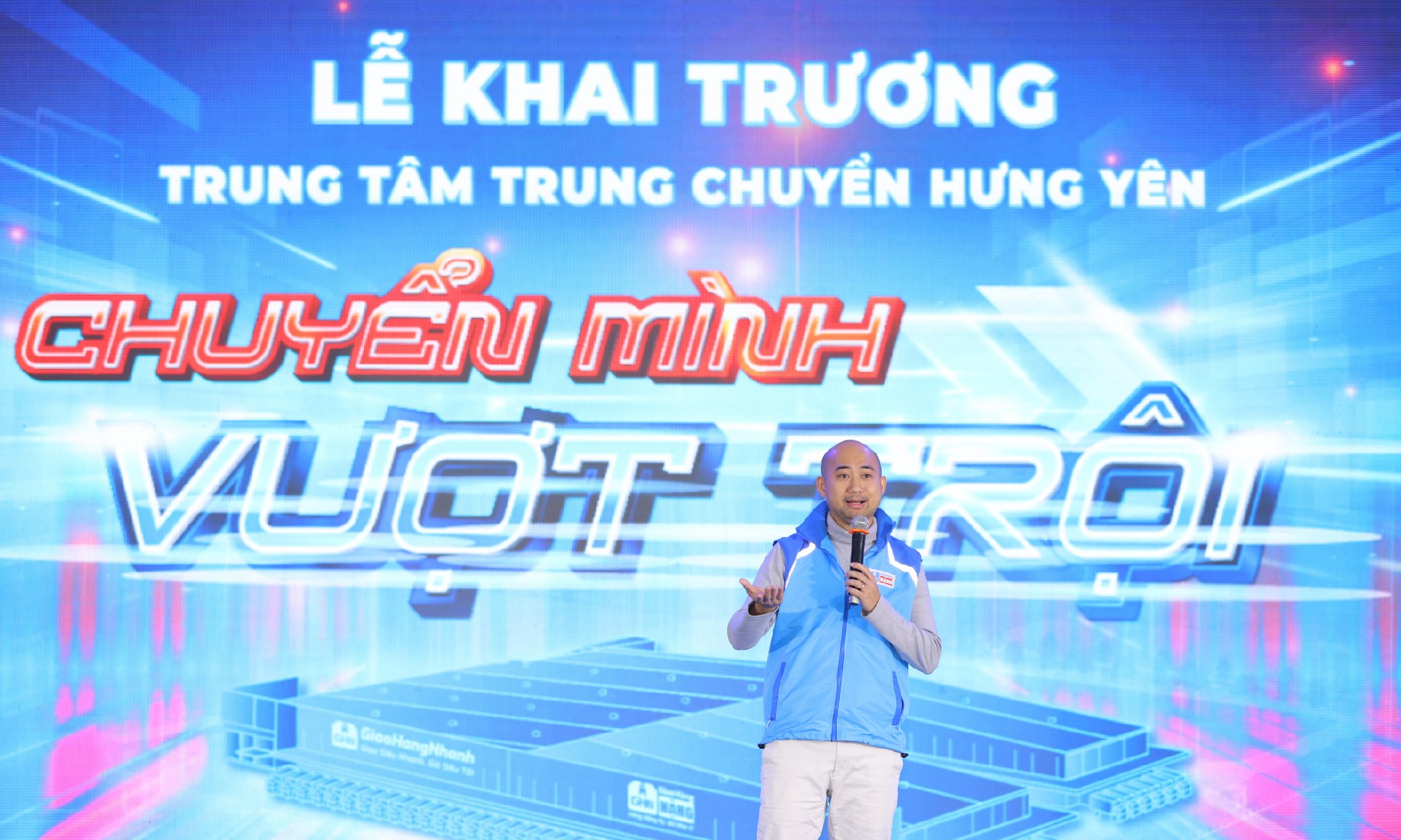 GIAO HÀNG NẶNG KHAI TRƯƠNG TRUNG TÂM TRUNG CHUYỂN HƯNG YÊN – BƯỚC TIẾN CHIẾN LƯỢC NÂNG TẦM HẠ TẦNG LOGISTICS TOÀN QUỐC