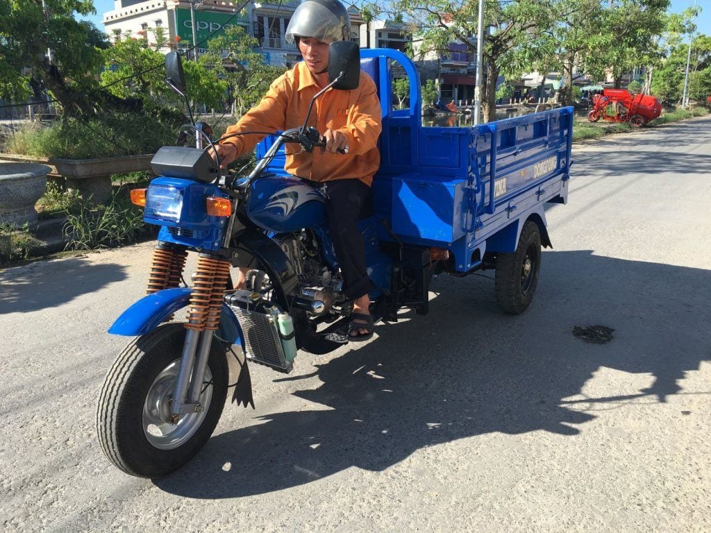 Xe ba gác chở thuê là gì? Có phù hợp chở hàng nặng không?
