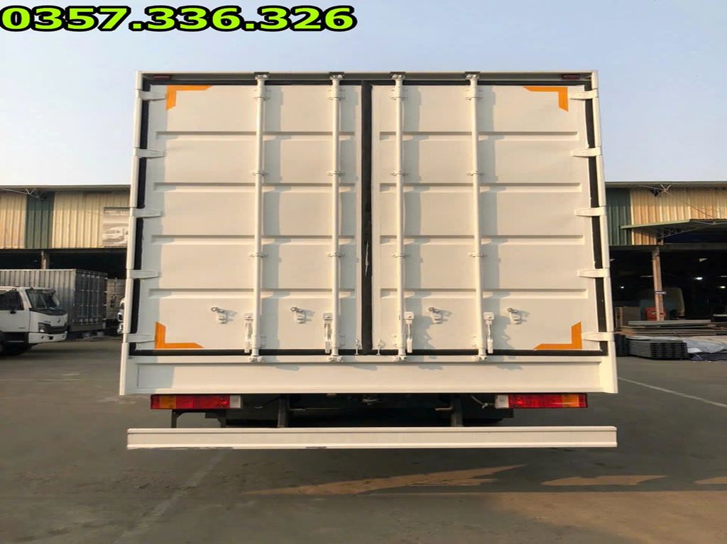 XE TẢI DONGFENG 3 CHÂN KÍN CONTAINER – XE TẢI GIA ĐÌNH