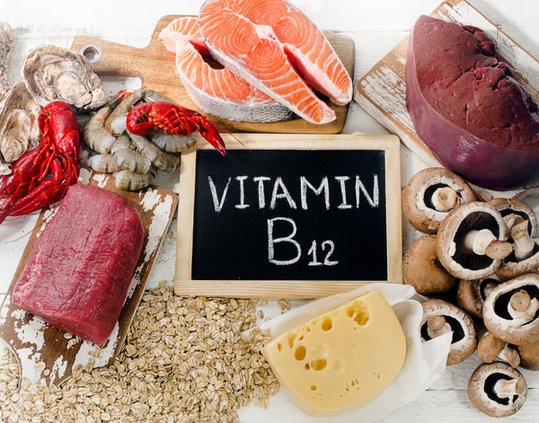 Những Dấu Hiệu Ở Chân Cảnh Báo Bạn Thiếu Vitamin B12 Nghiêm Trọng