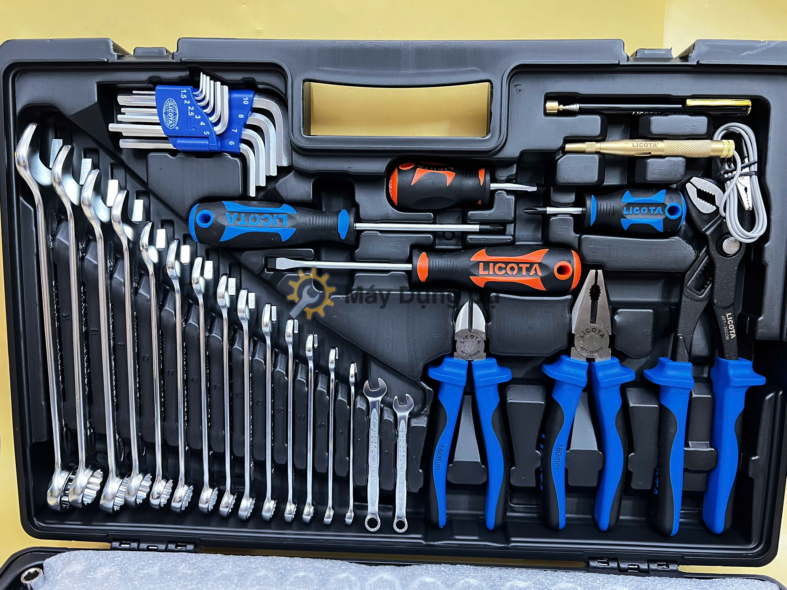 Bộ dụng cụ 143 món Licota ALK-8009F đầy đủ chi tiết