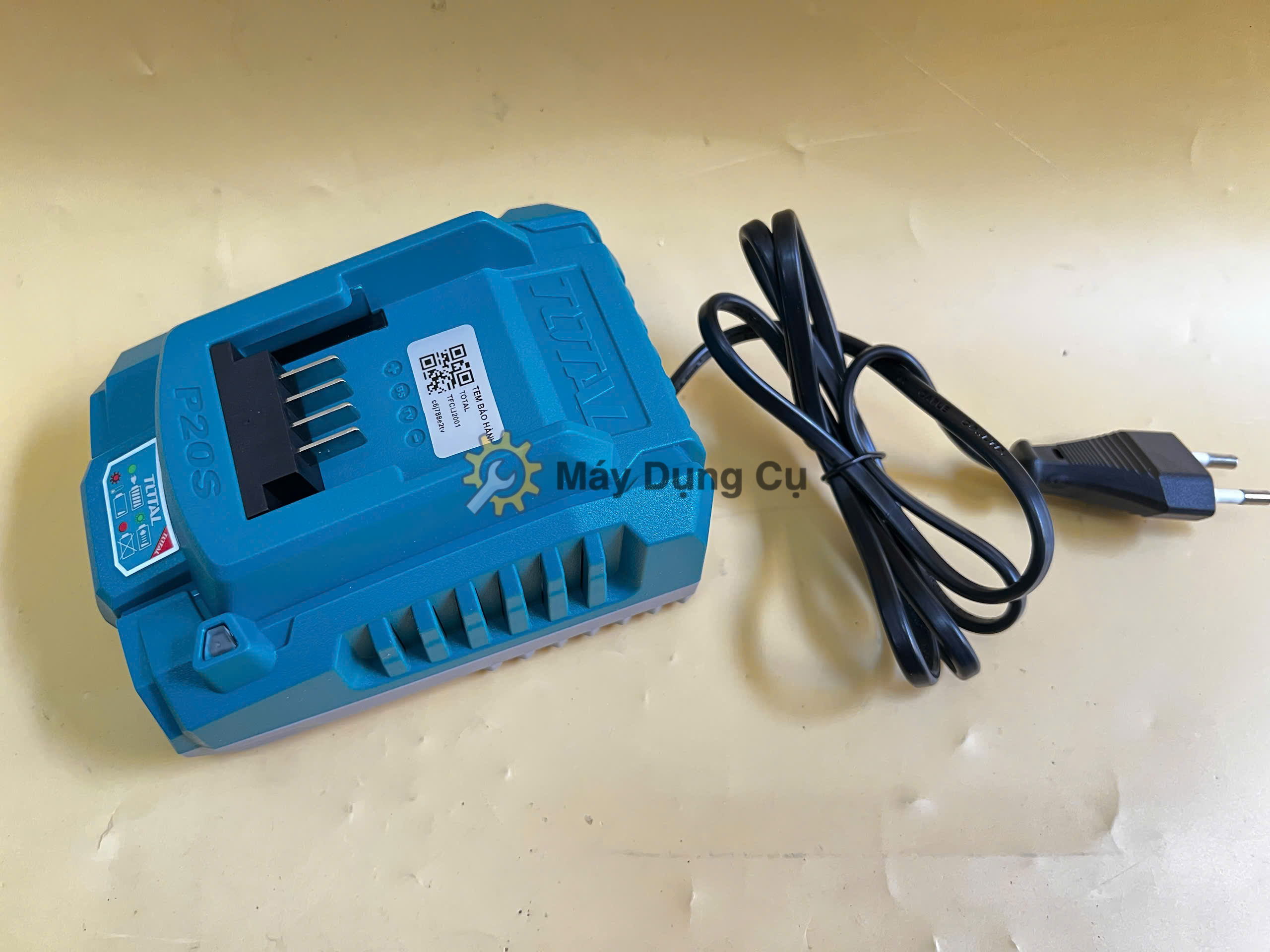 Bộ sạc pin 20V Total TFCLI2001 phụ kiện pin P20S sạc thông minh