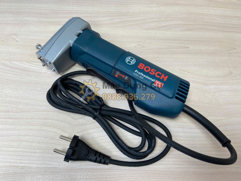 Bosch GSG 300 chụp nghiêng 45 độ dùng cắt vật liệu mềm
