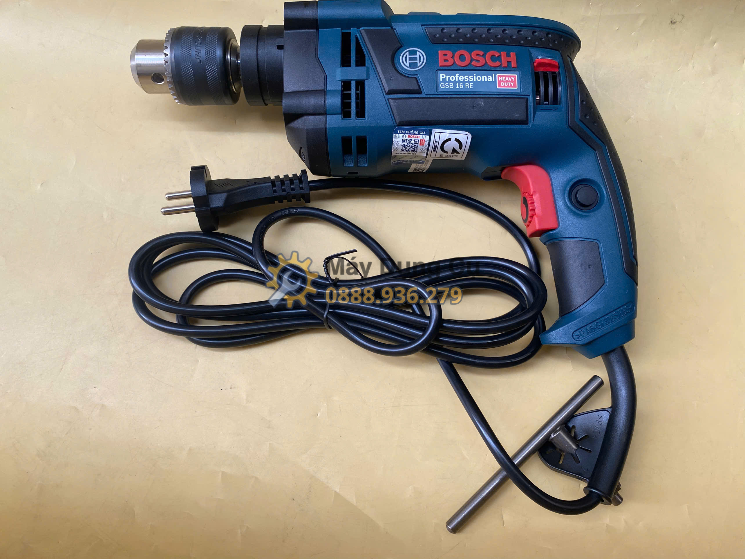 Chi tiết nút gạt đảo chiều và cò bấm điều tốc Bosch GSB 16RE