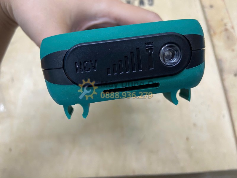 Chức năng NCV đồng hồ đo Sata 03015