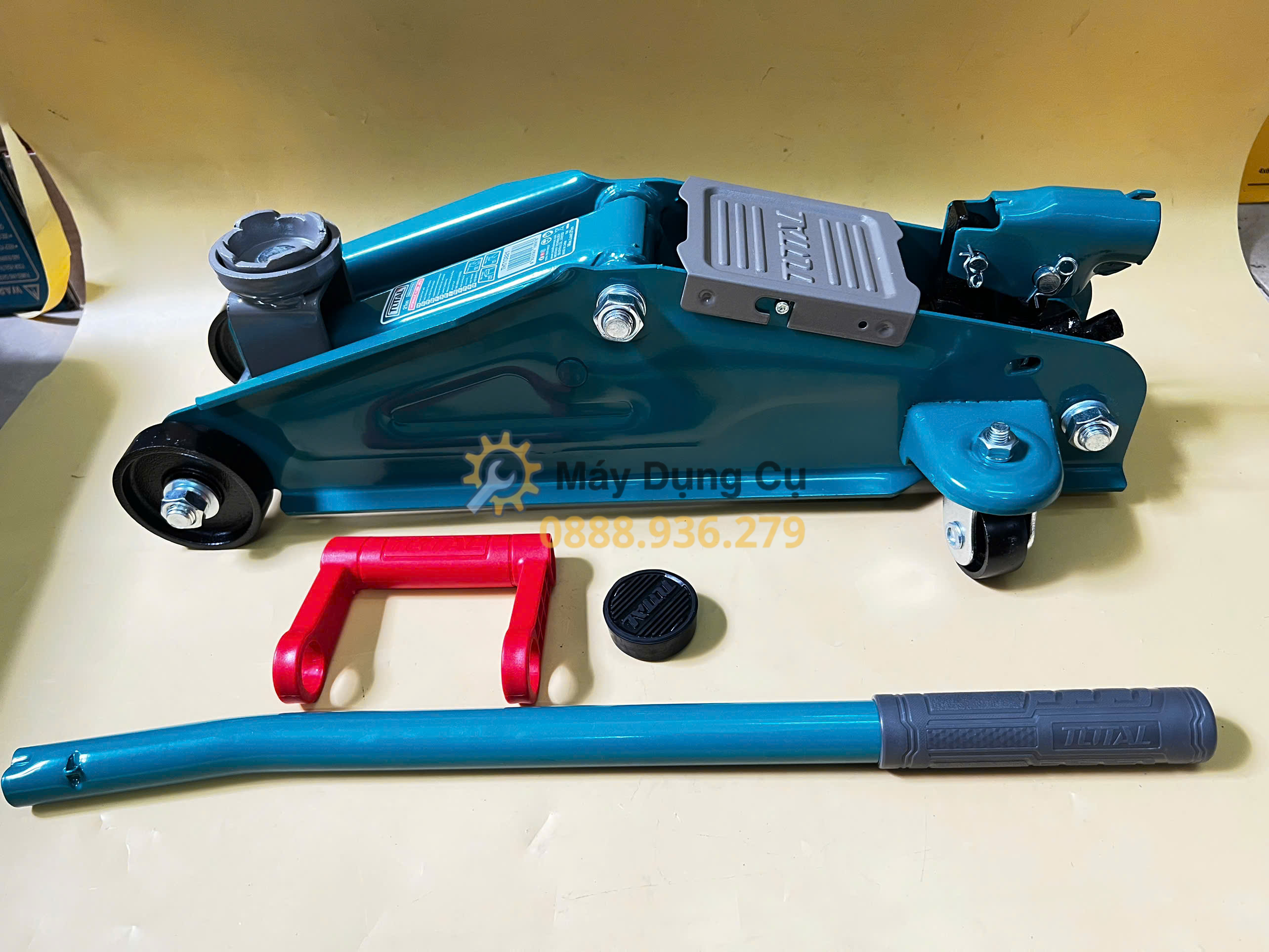 Con đội cá sấu Total THT10821 2 tấn